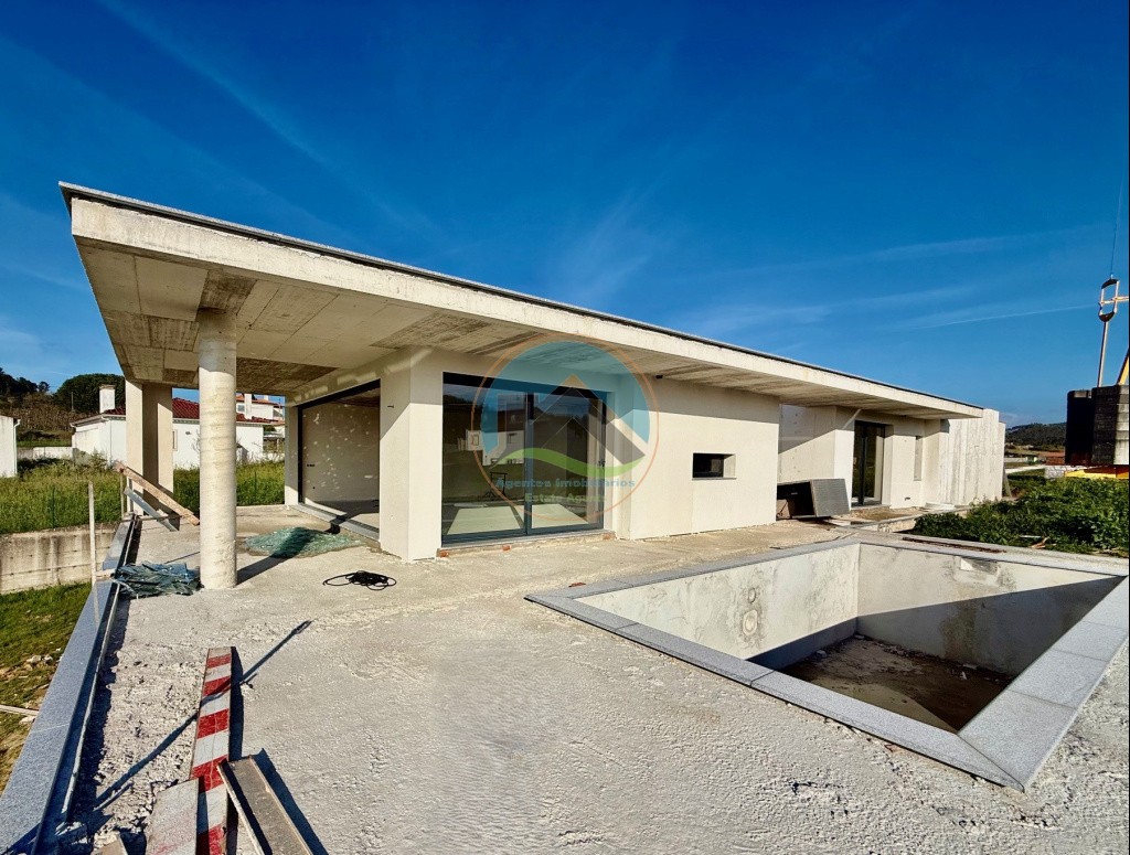 Moradia T4 com garagem, piscina e jardim - Salir de Matos, Caldas da Rainha — Photo 5