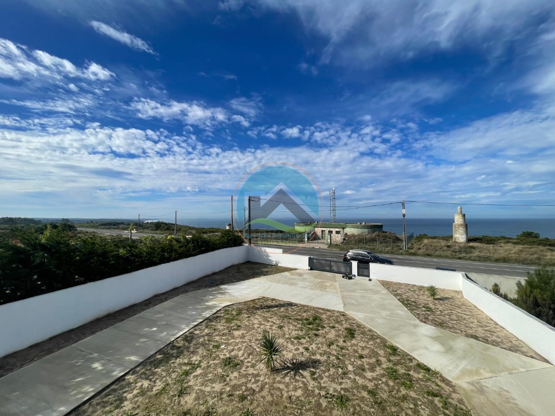 Moradia isolada T3 próxima da Foz do Arelho e São Martinho do — Photo 3