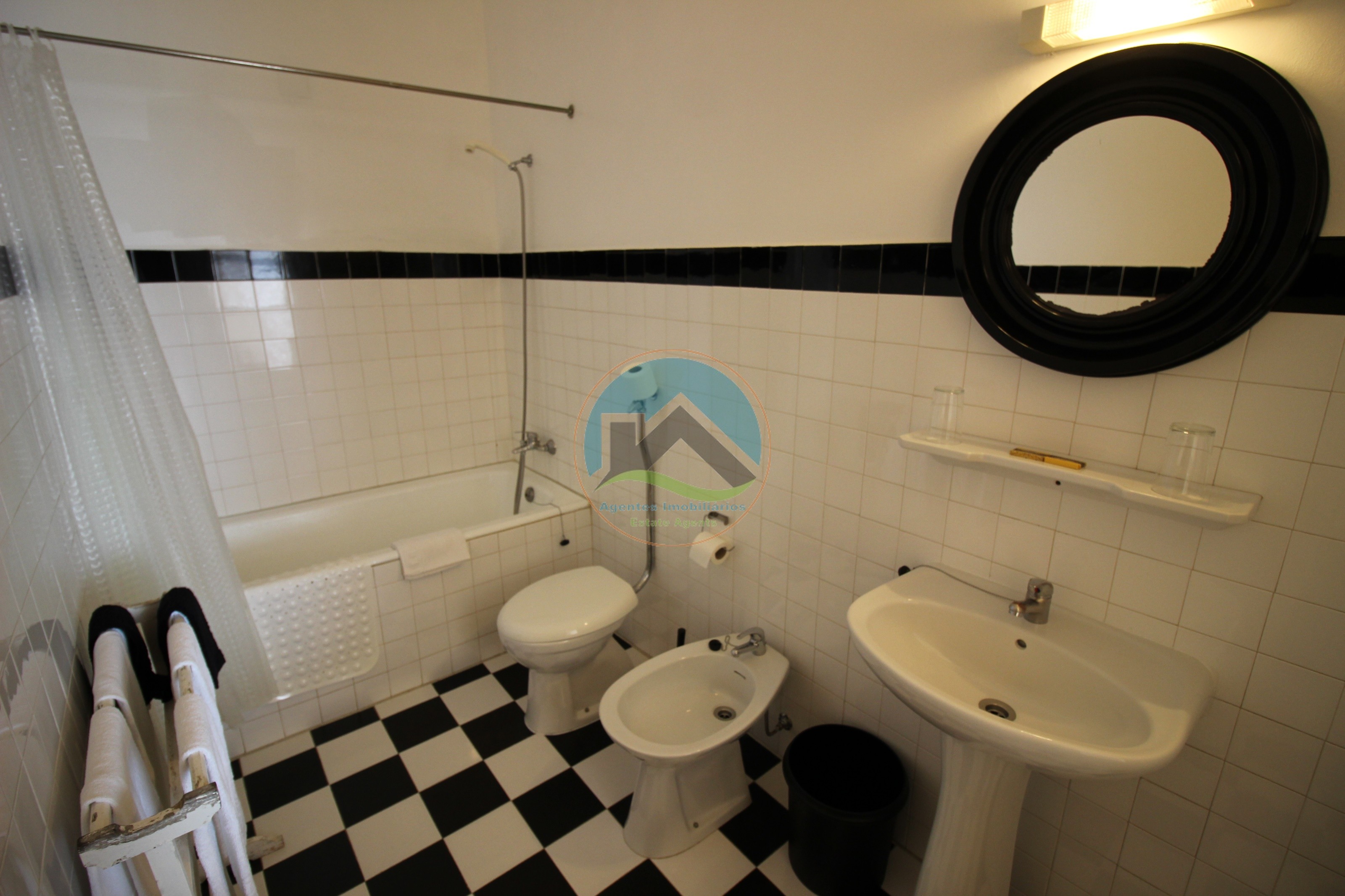 Unidade hoteleira de charme em primeira linha de mar na Foz do — Photo 40