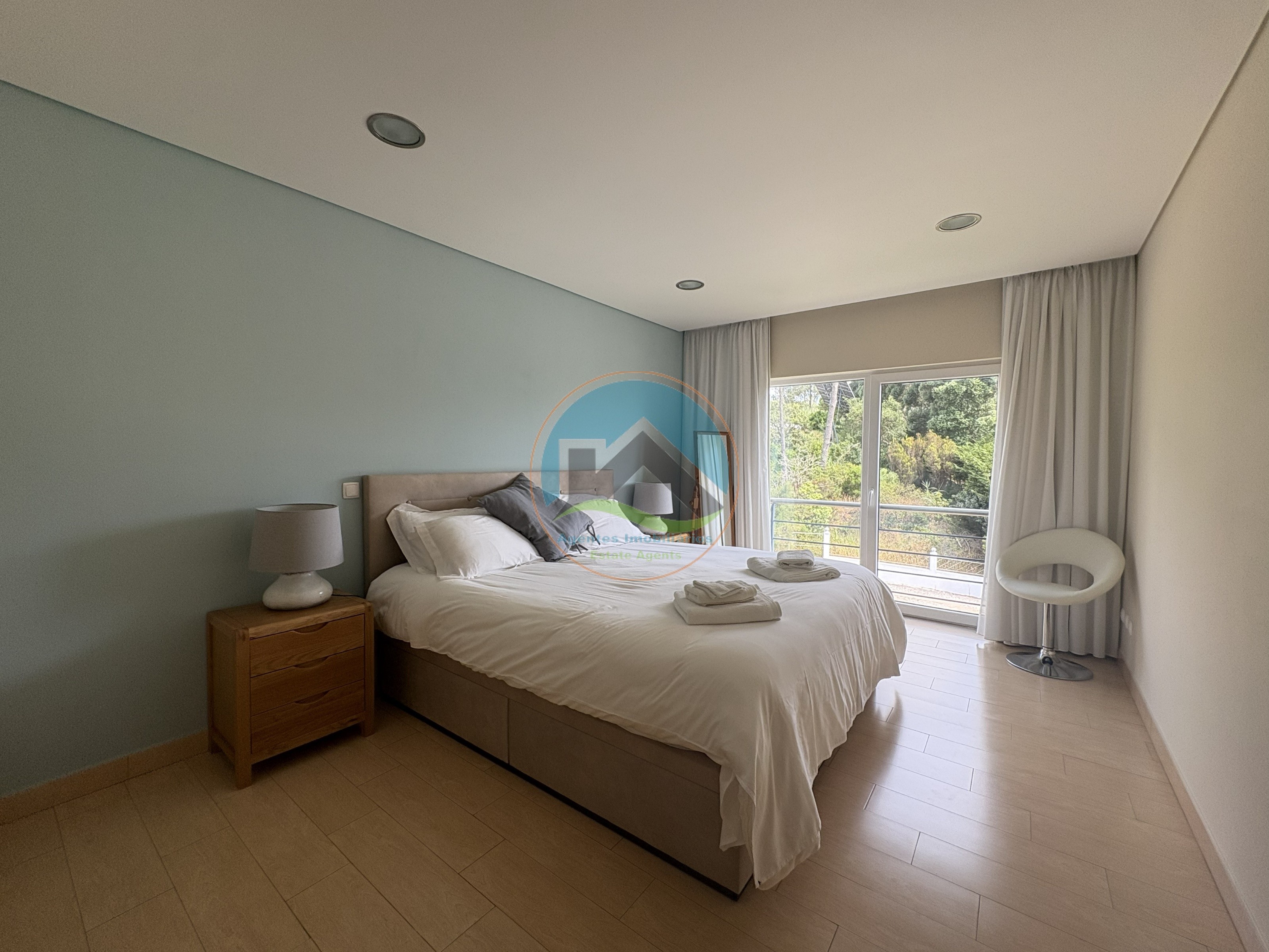 Moradia Contemporânea de Luxo com Vista Deslumbrante sobre a — Photo 49
