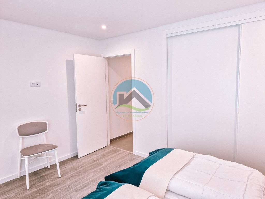Apartamento com 2 suites, piscina comum e vista mar - Sítio da Nazaré — Photo 23