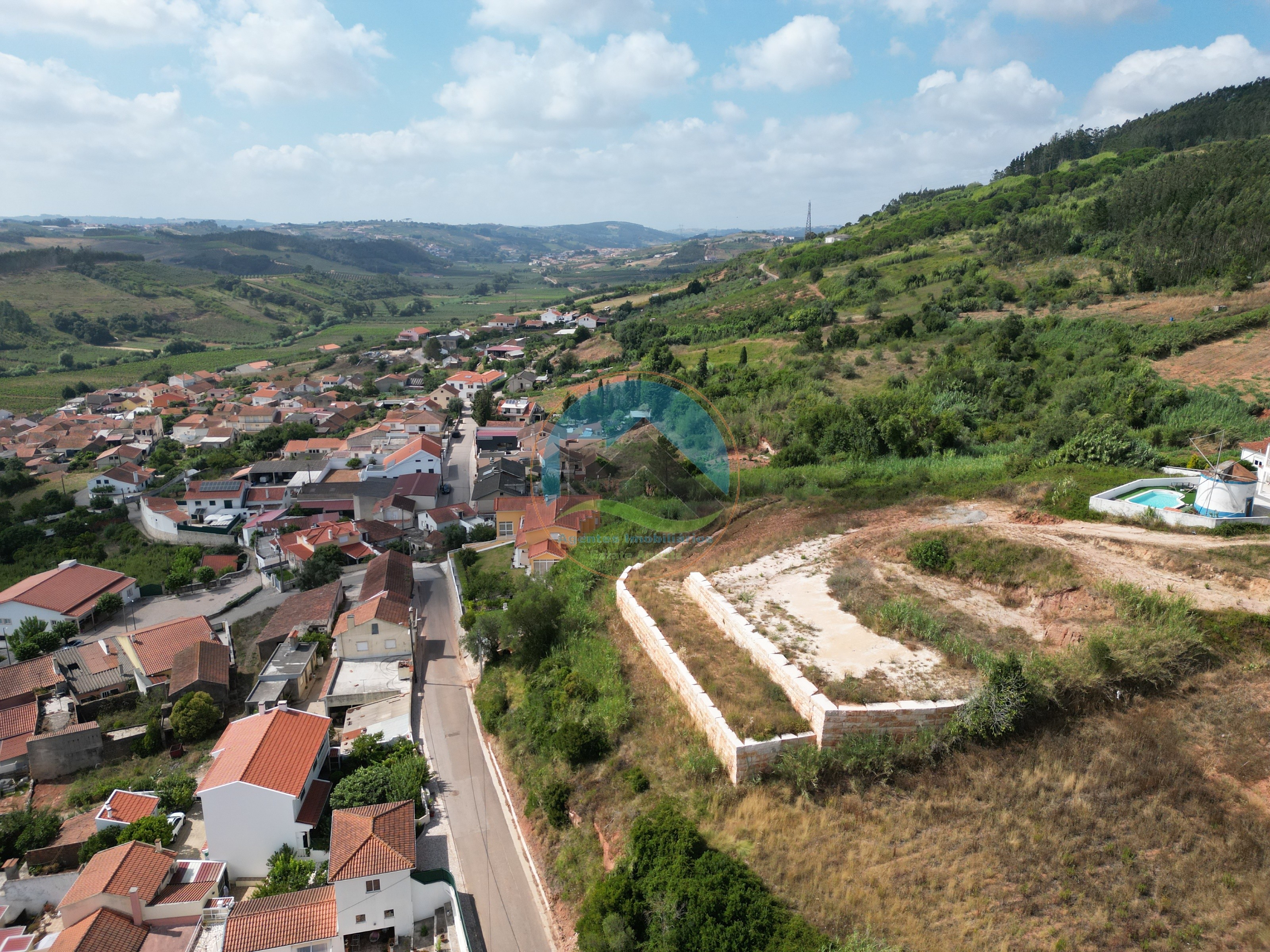 Terreno com Projeto Aprovado para Moradia Contemporânea em Figueiros — Photo 14