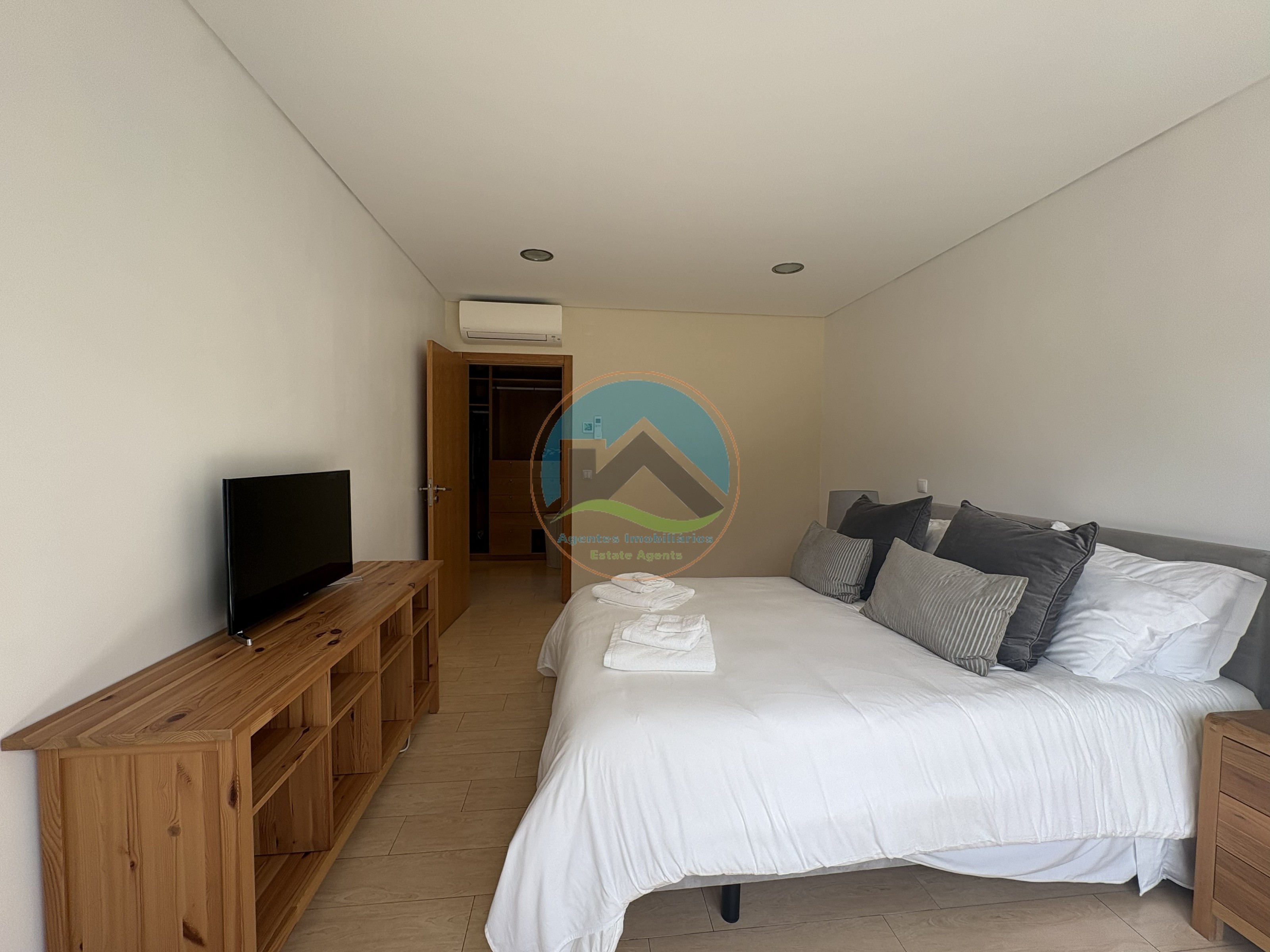 Moradia Contemporânea de Luxo com Vista Deslumbrante sobre a — Photo 22
