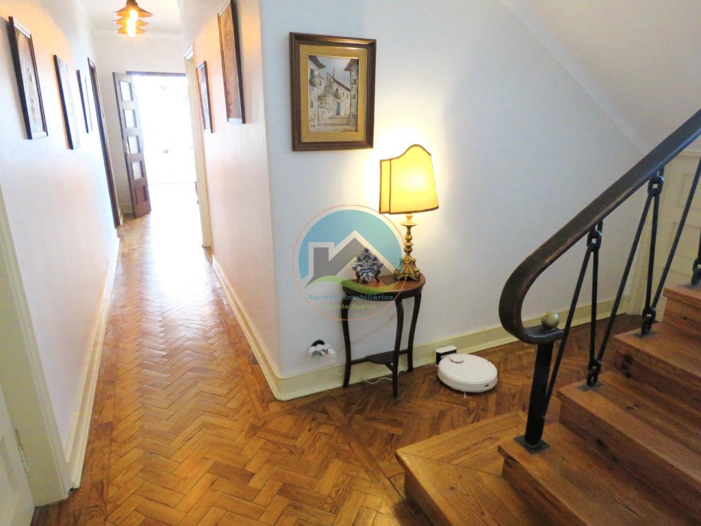 Appartamento T5 - situato nel quartiere storico di Tomar — Photo 28