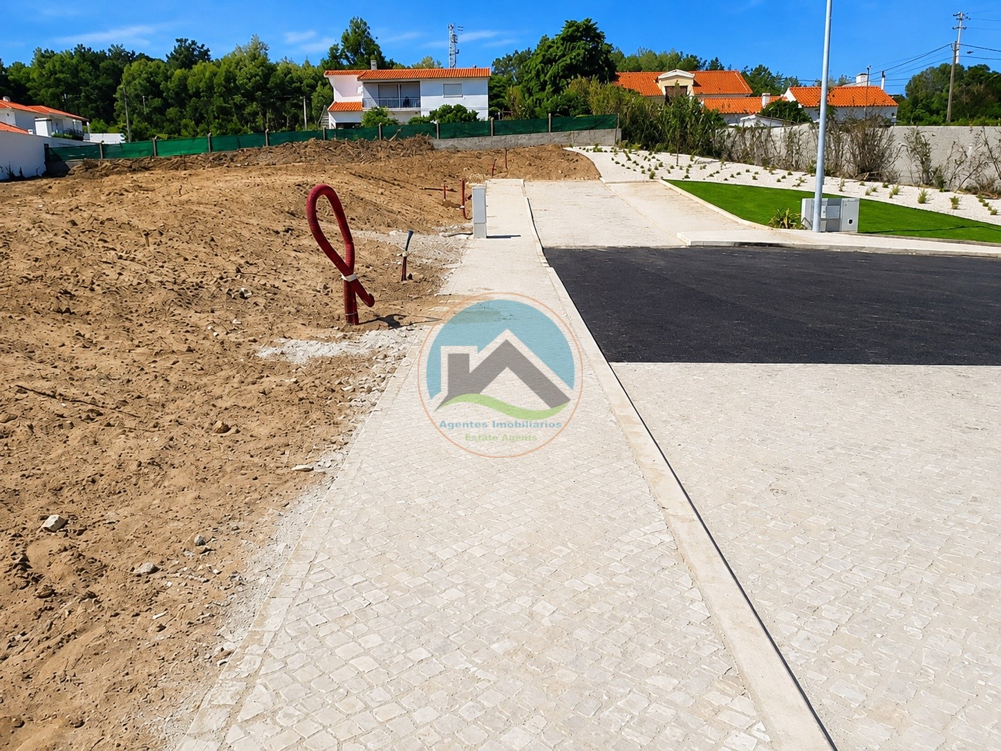 Lotto urbano per la costruzione di una casa - Ottima posizione — Photo 8