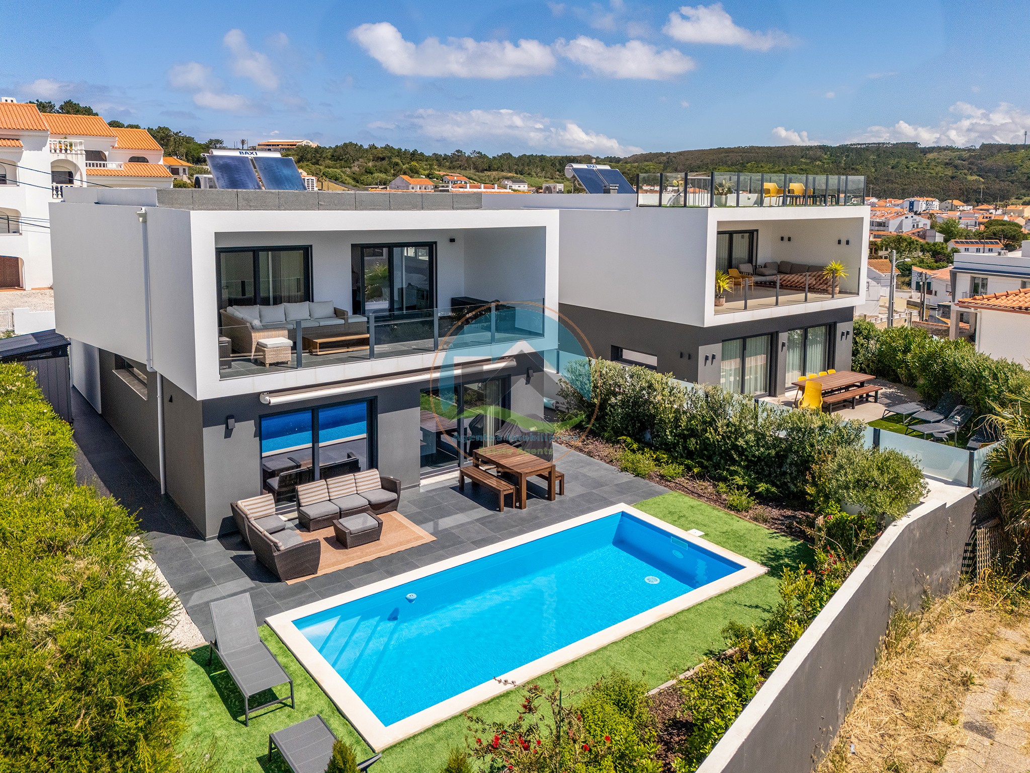 Villa contemporanea sul mare con piscina privata - Foz — Photo 43