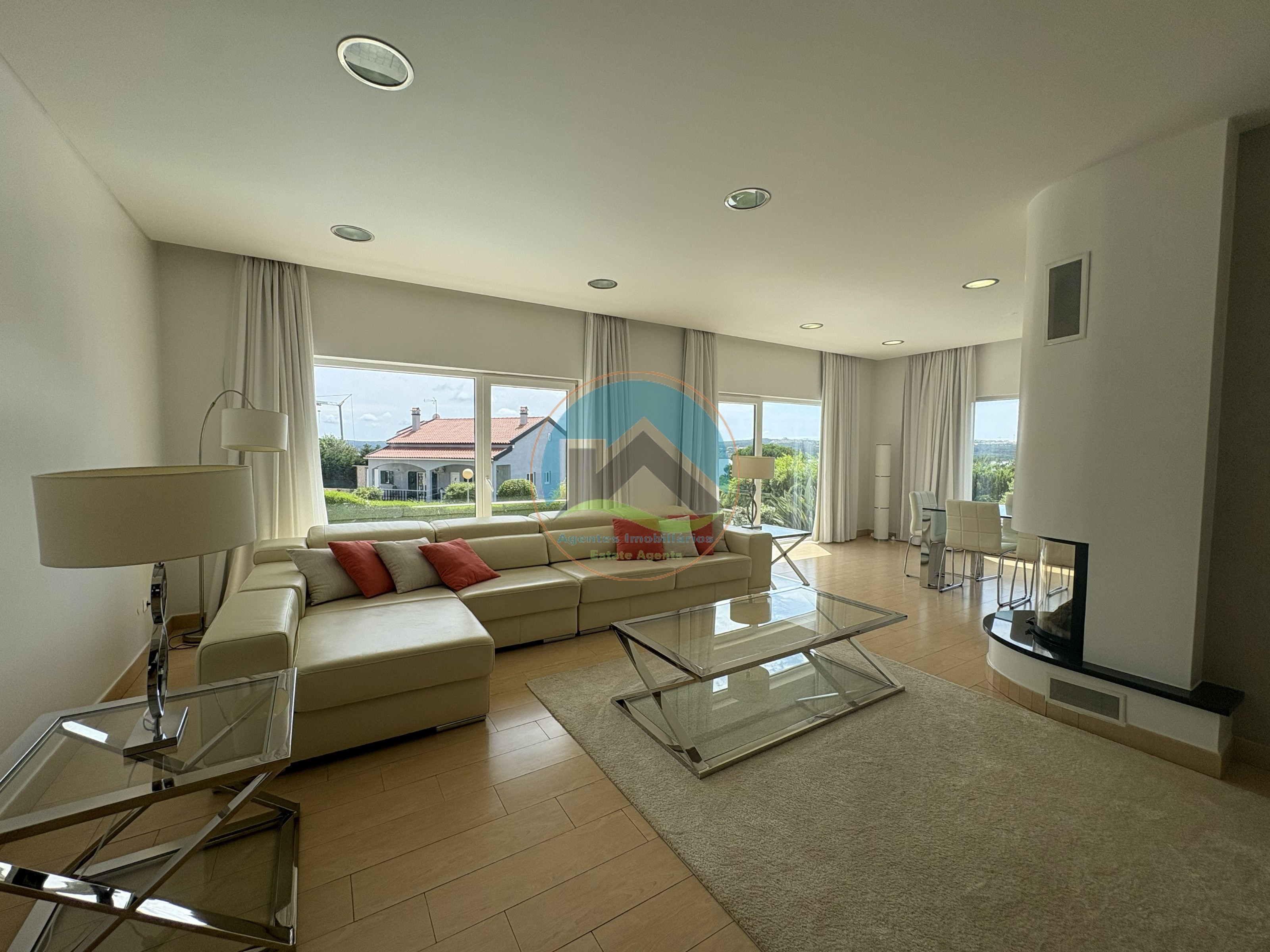 Moradia Contemporânea de Luxo com Vista Deslumbrante sobre a — Photo 28