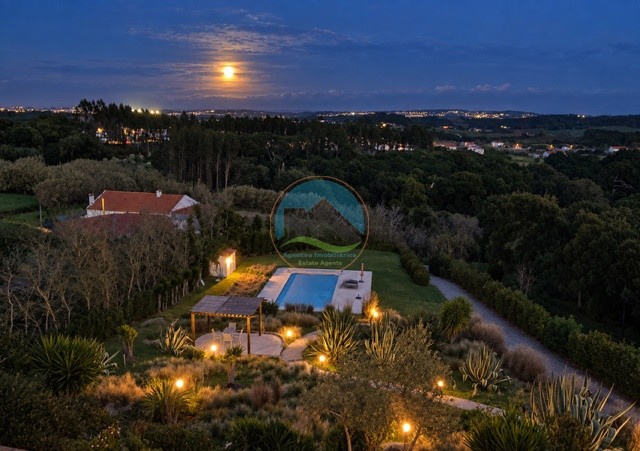 Moradia isolada com vista sobre o Castelo de Óbidos tranquilidade — Photo 69