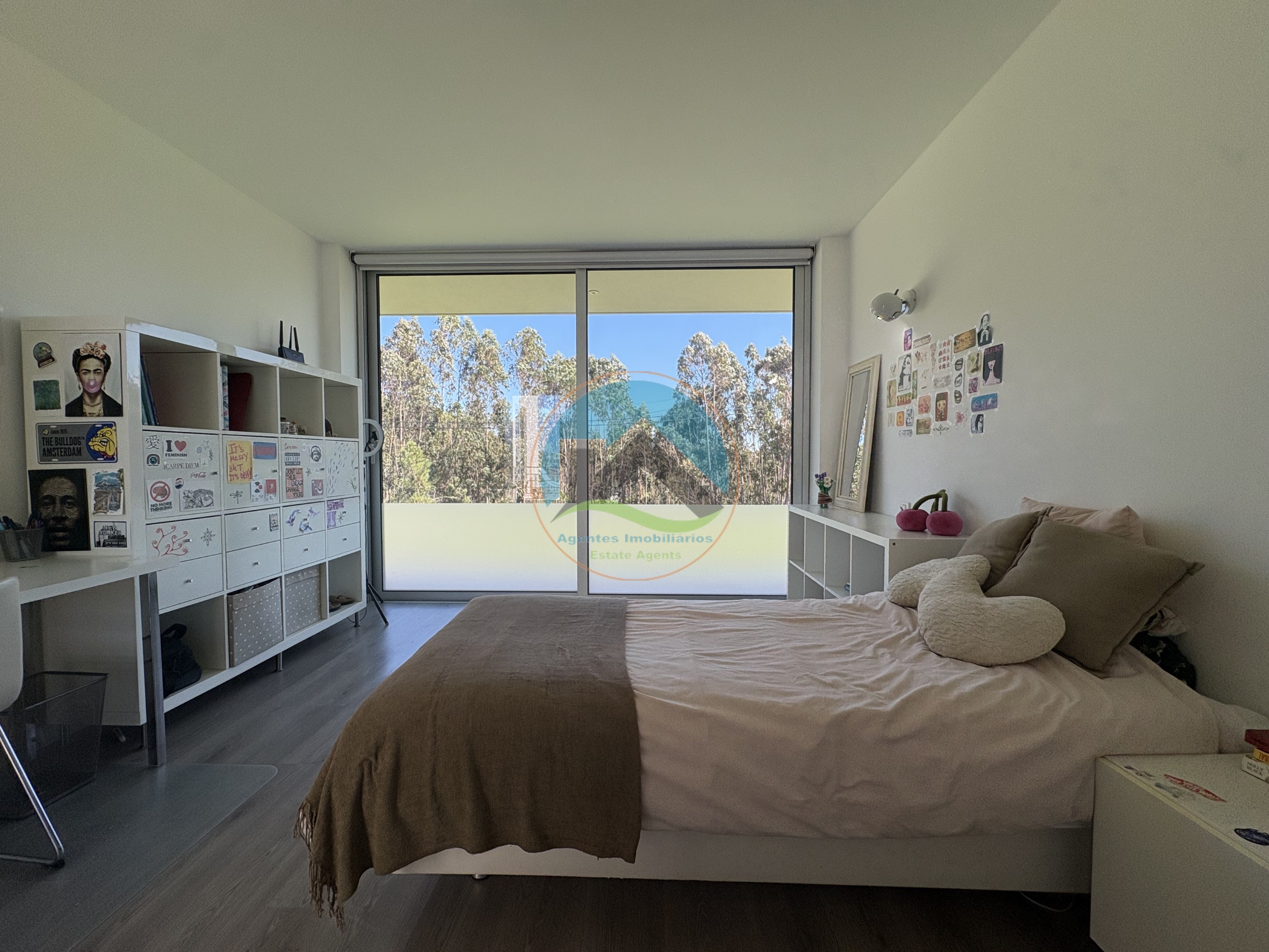 Moderne Villa mit Pool und Blick auf die Lagune — Photo 17