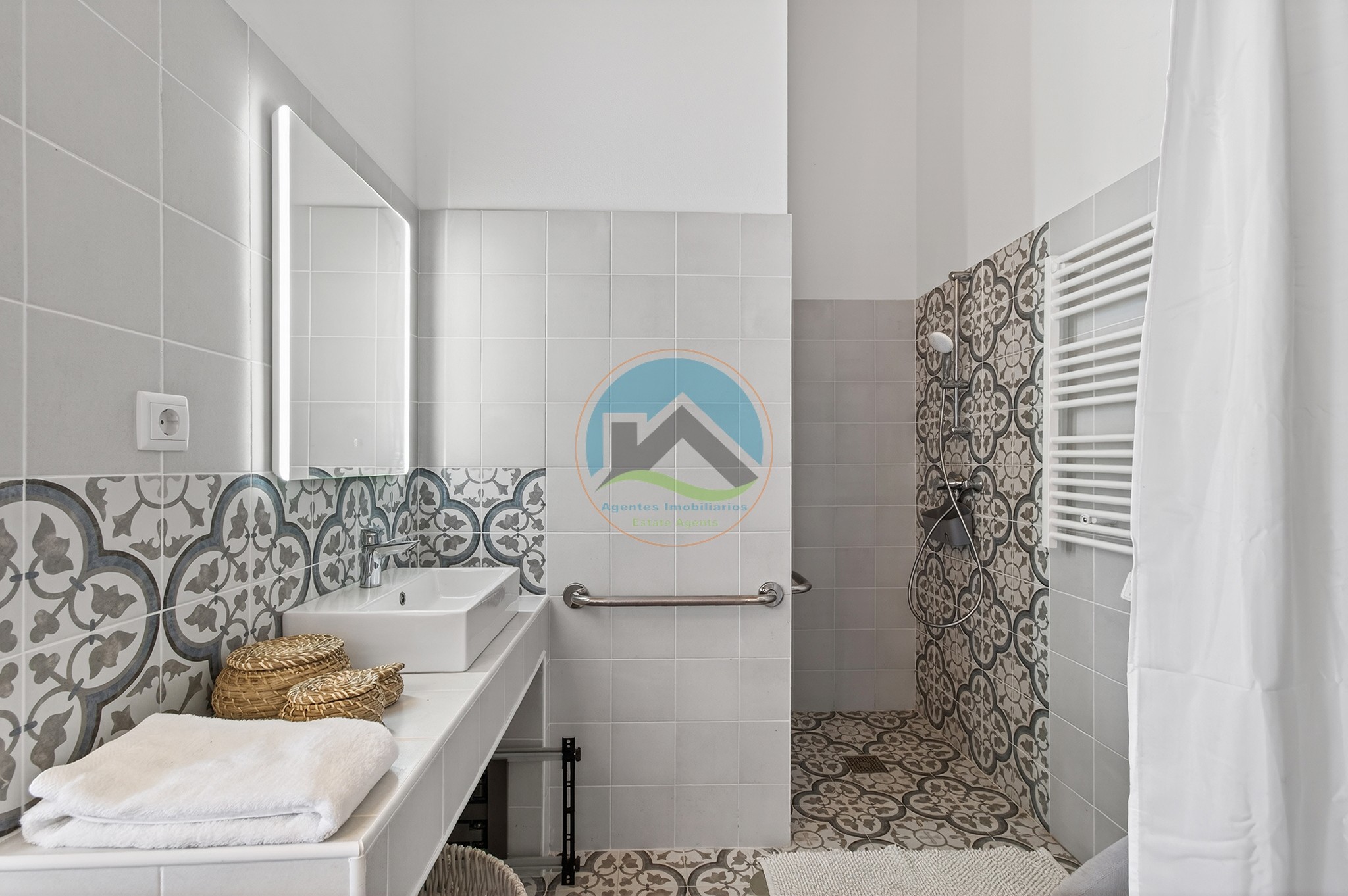 Refúgio Único com 3 Casas e Piscina na Foz do Arelho a Dois Passos — Foto 56