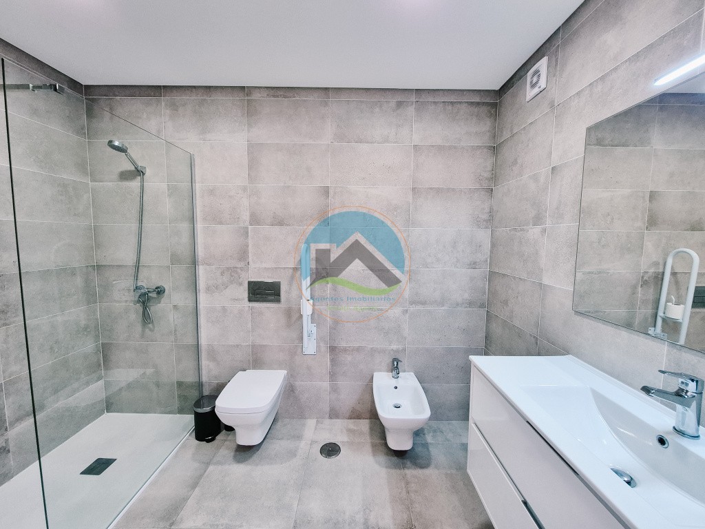 Geräumige T3-Wohnung mit Pool - nur wenige Gehminuten vom Strand in São Martinho do Porto, Costa de Prata — Photo 13