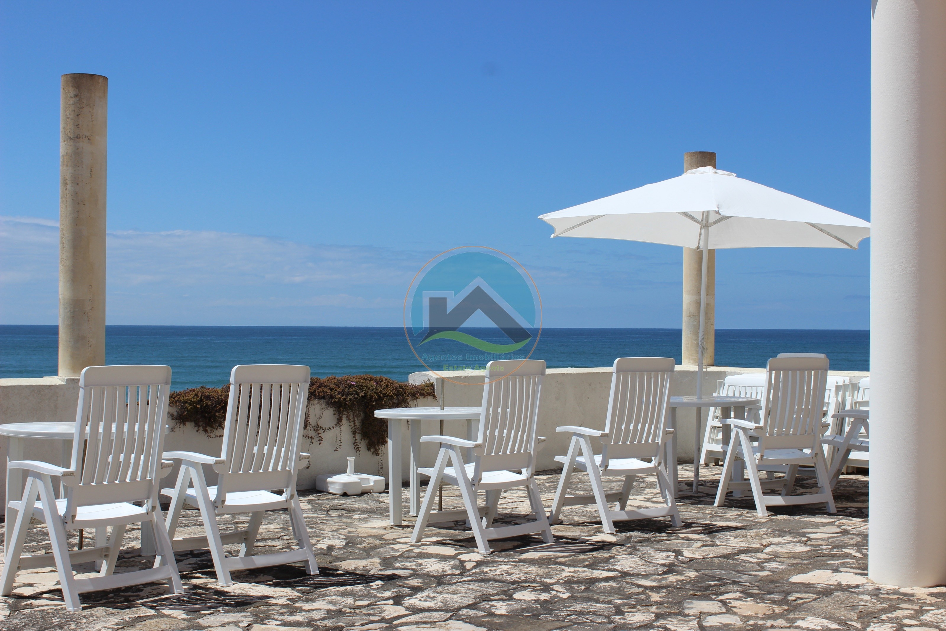 Unidade hoteleira de charme em primeira linha de mar na Foz do — Photo 24