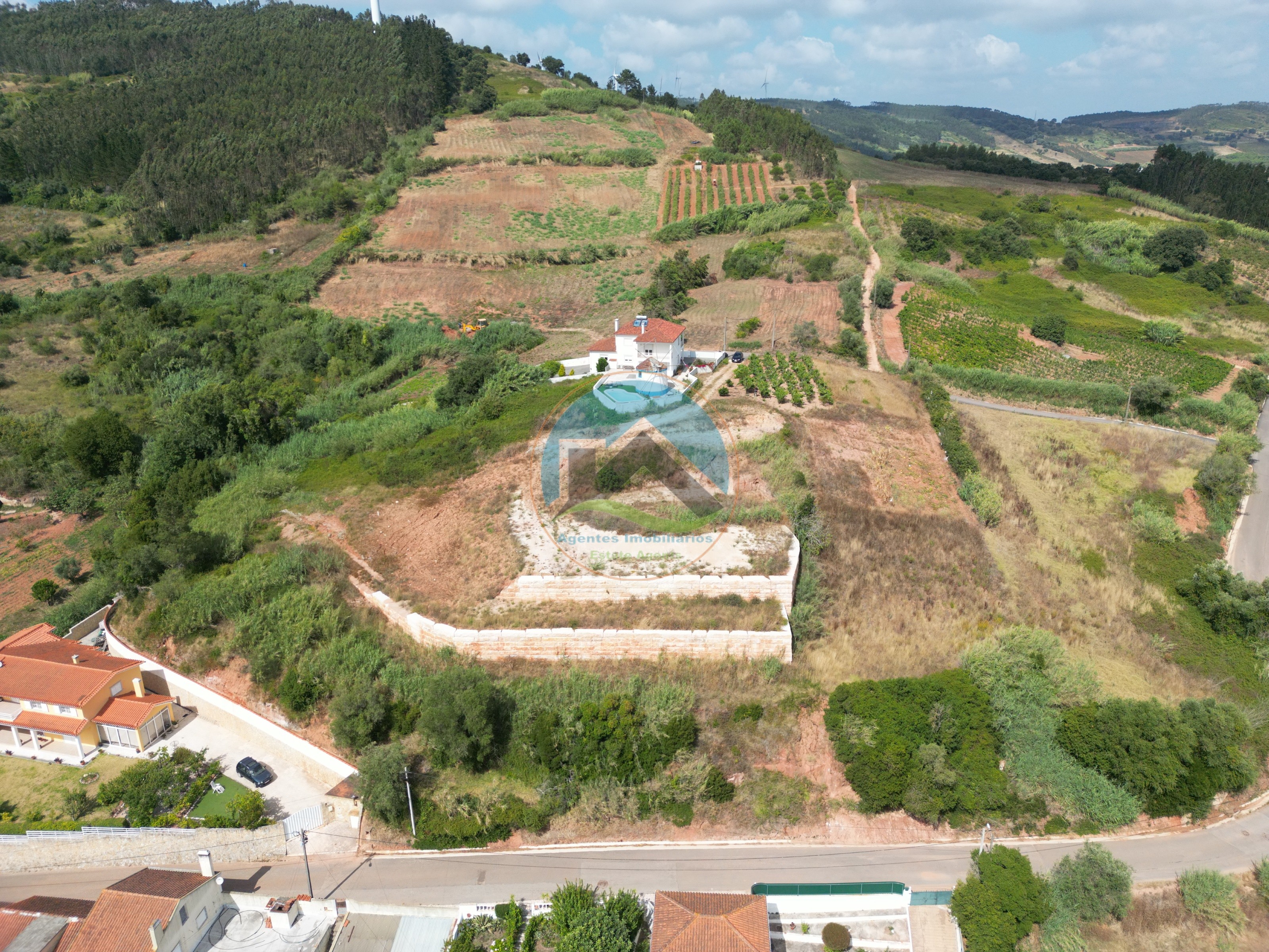 Terreno com Projeto Aprovado para Moradia Contemporânea em Figueiros — Photo 12