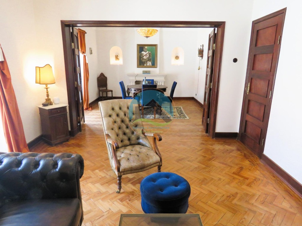 Appartamento T5 - situato nel quartiere storico di Tomar — Photo 13