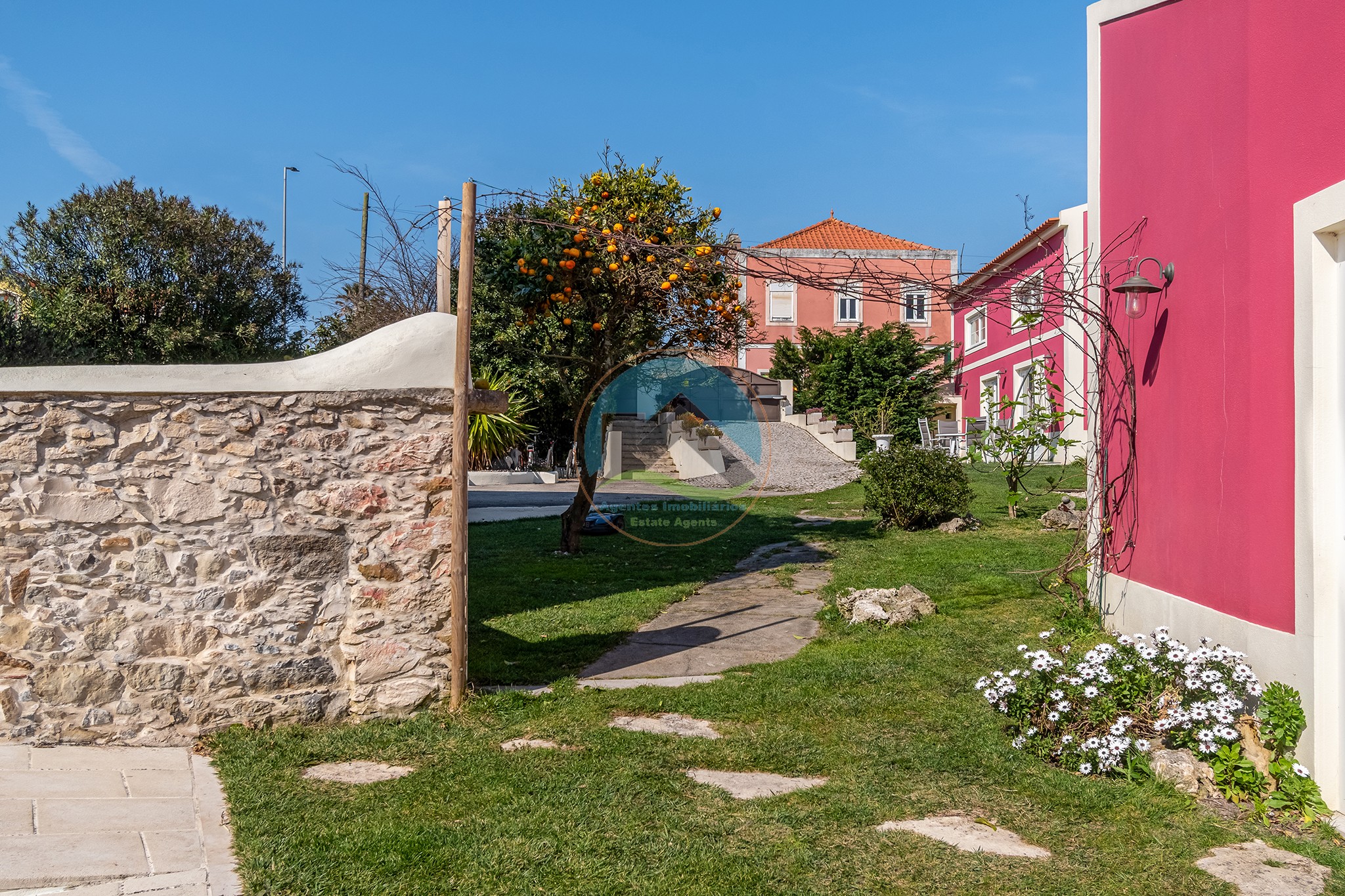 Refúgio Único com 3 Casas e Piscina na Foz do Arelho a Dois Passos — Foto 16