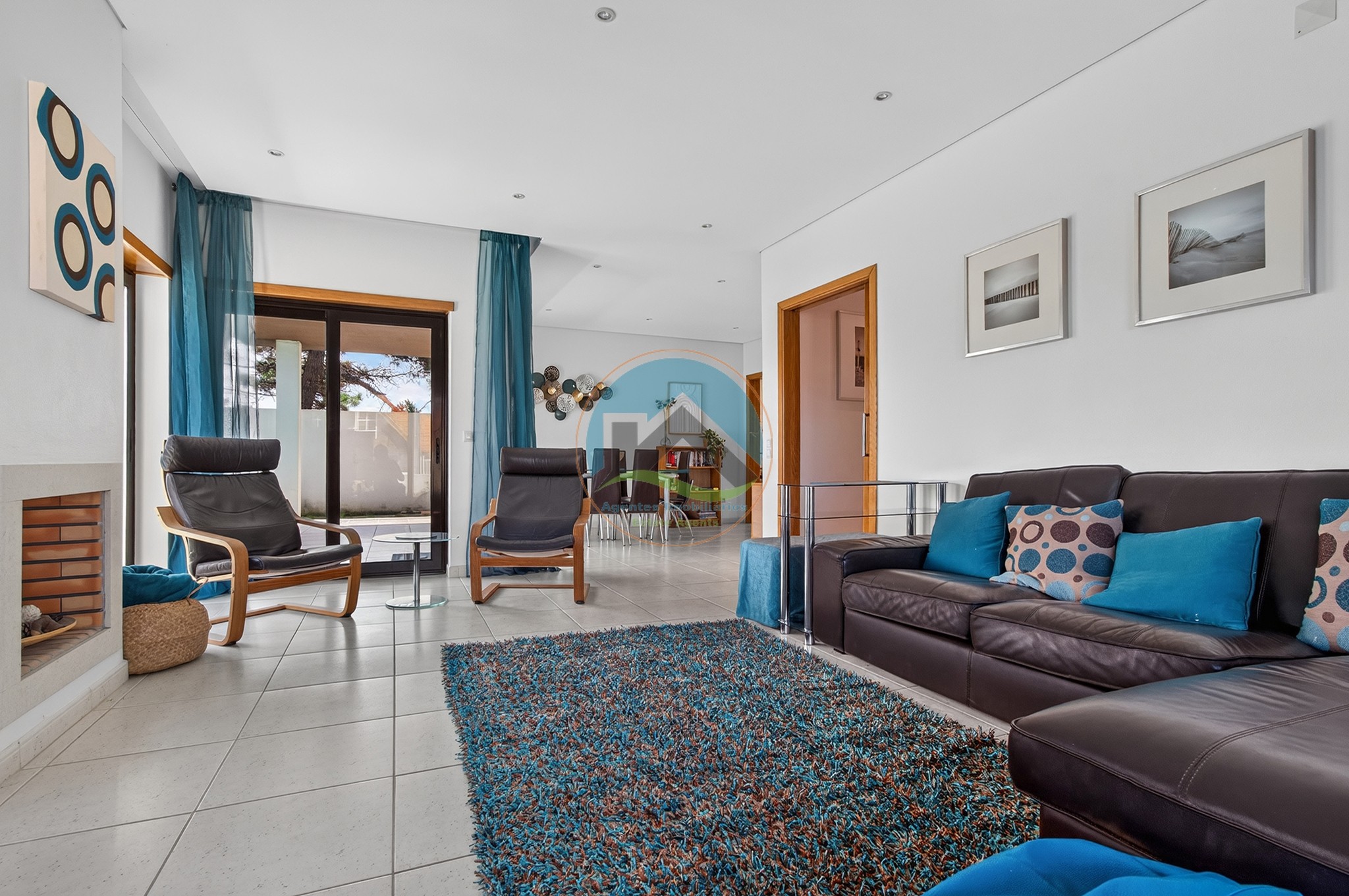 Moradia contemporânea com piscina privada em Salir do Porto — Foto 12