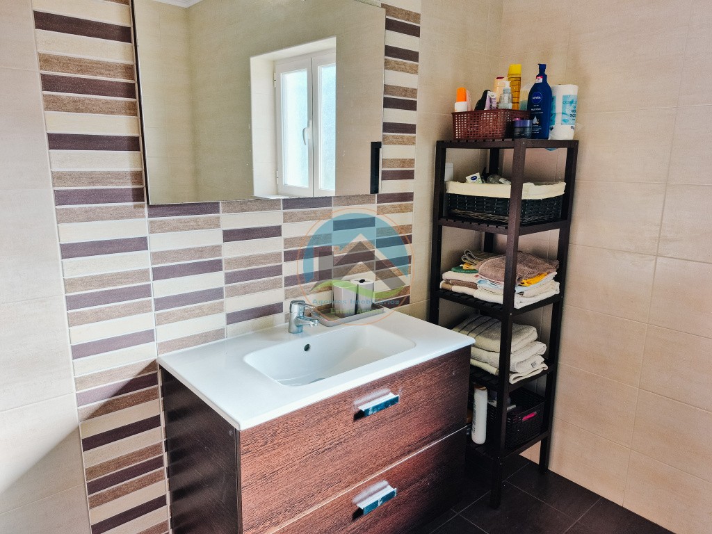 Moradia T4 com garagem, jardim e piscina - Coto, Caldas da Rainha — Photo 23