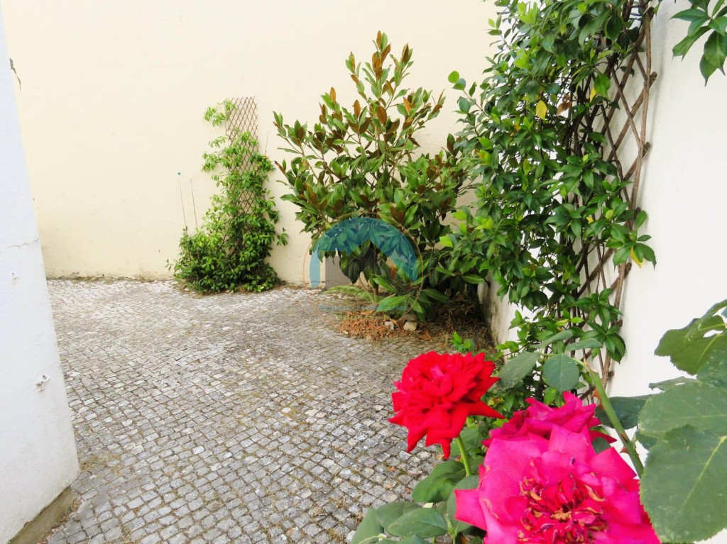 Appartamento T5 - situato nel quartiere storico di Tomar — Photo 6