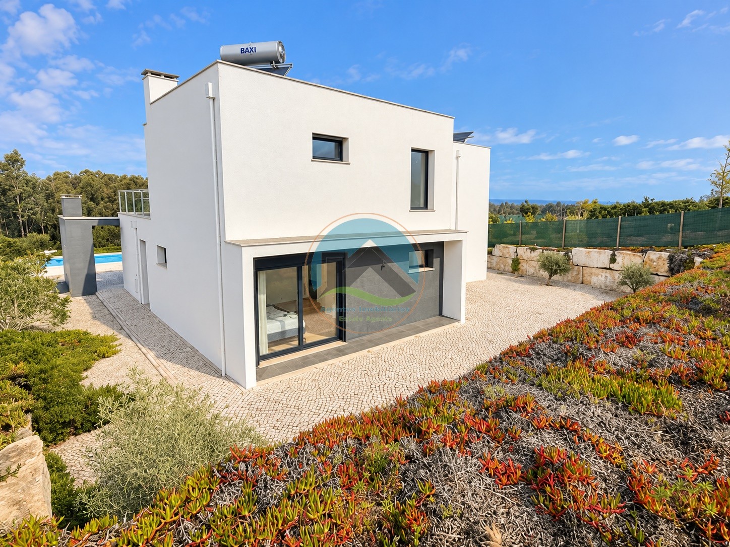 Moradia T4 estilo contemporâneo com piscina no Nadadouro — Photo 8