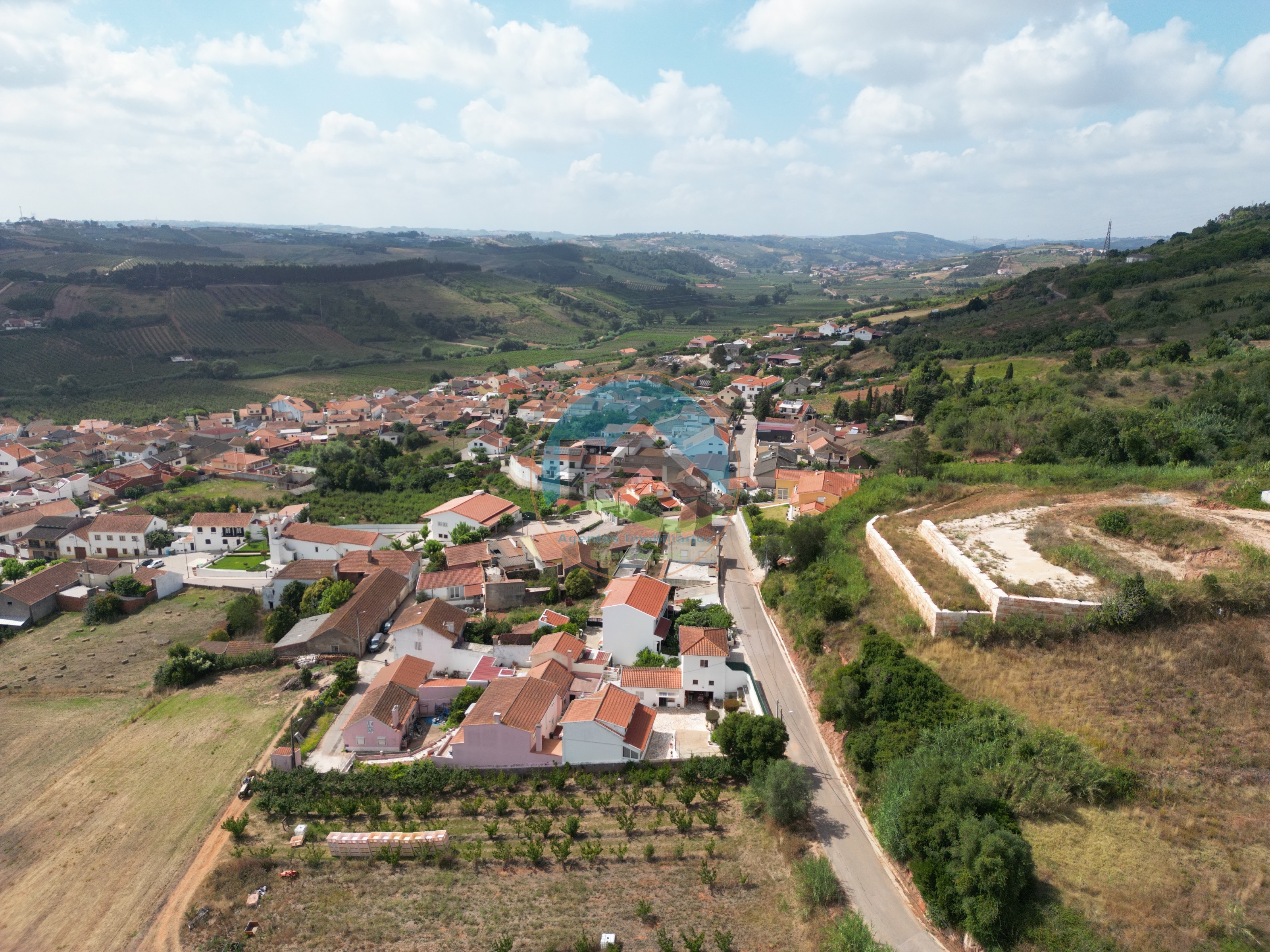 Terreno com Projeto Aprovado para Moradia Contemporânea em Figueiros — Photo 10