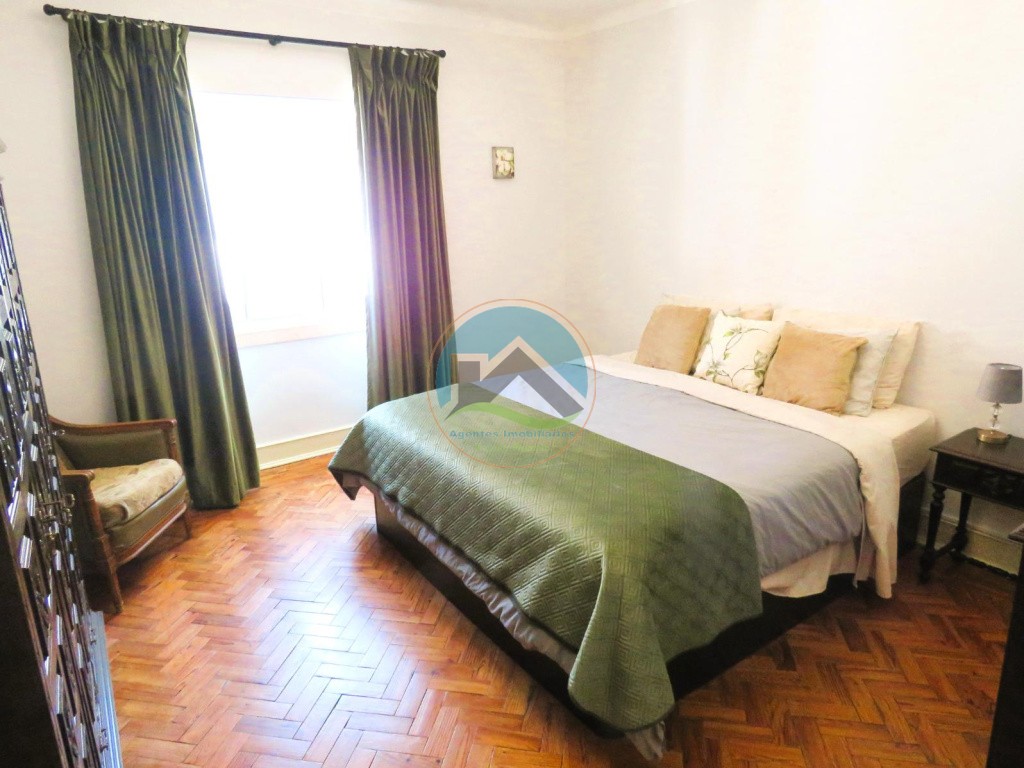 Appartamento T5 - situato nel quartiere storico di Tomar — Photo 30