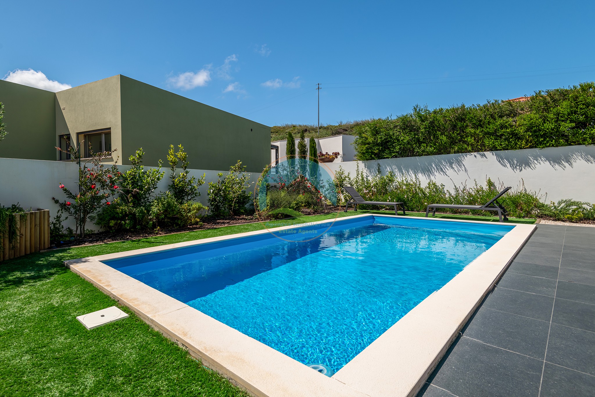 Villa contemporanea sul mare con piscina privata - Foz — Photo 34